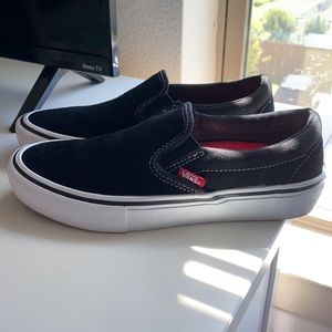 Black ultracush pro slip on vans